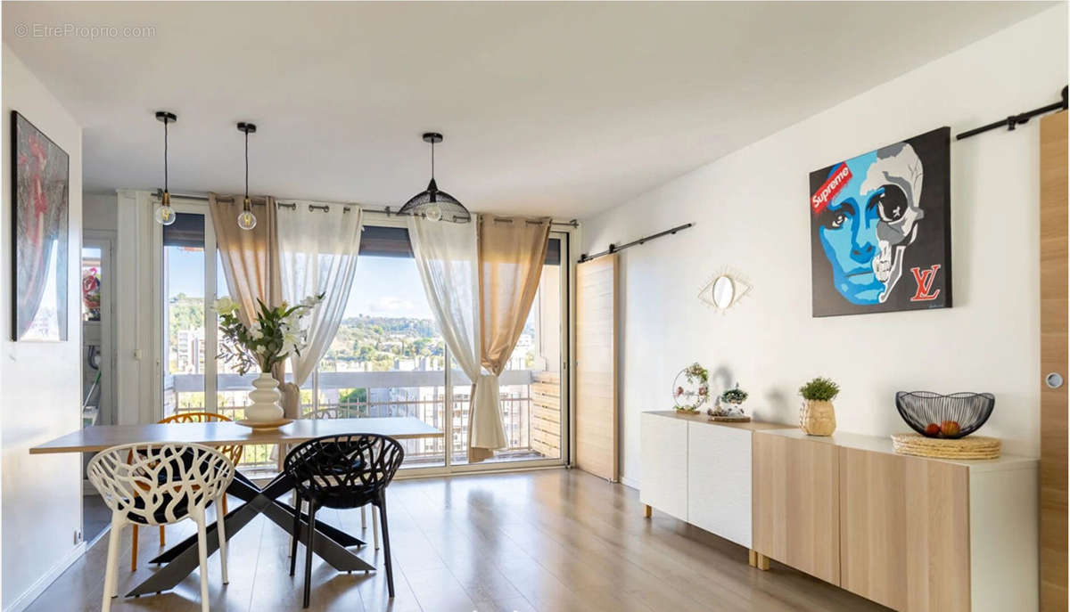 Appartement à RUEIL-MALMAISON