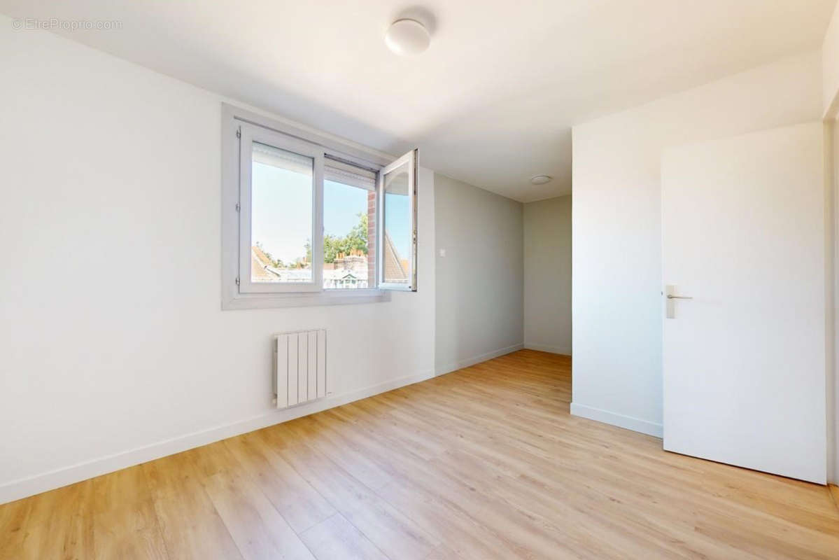 Appartement à RUEIL-MALMAISON