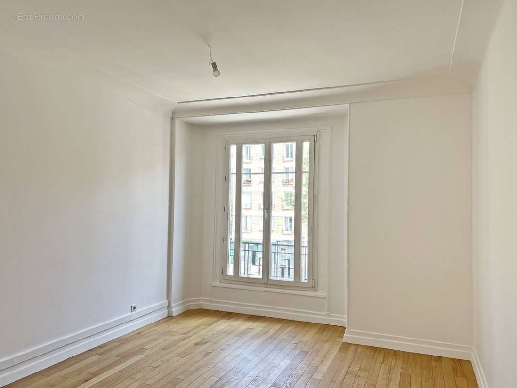 Appartement à PARIS-20E