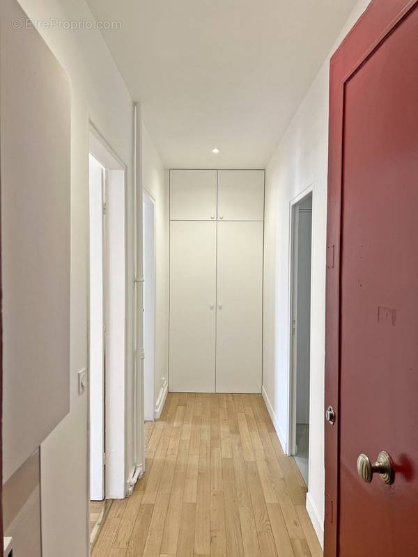 Appartement à PARIS-20E