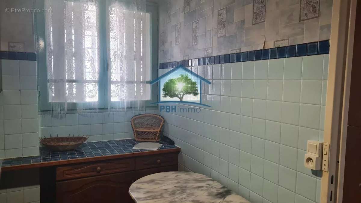 Appartement à MARSEILLE-11E