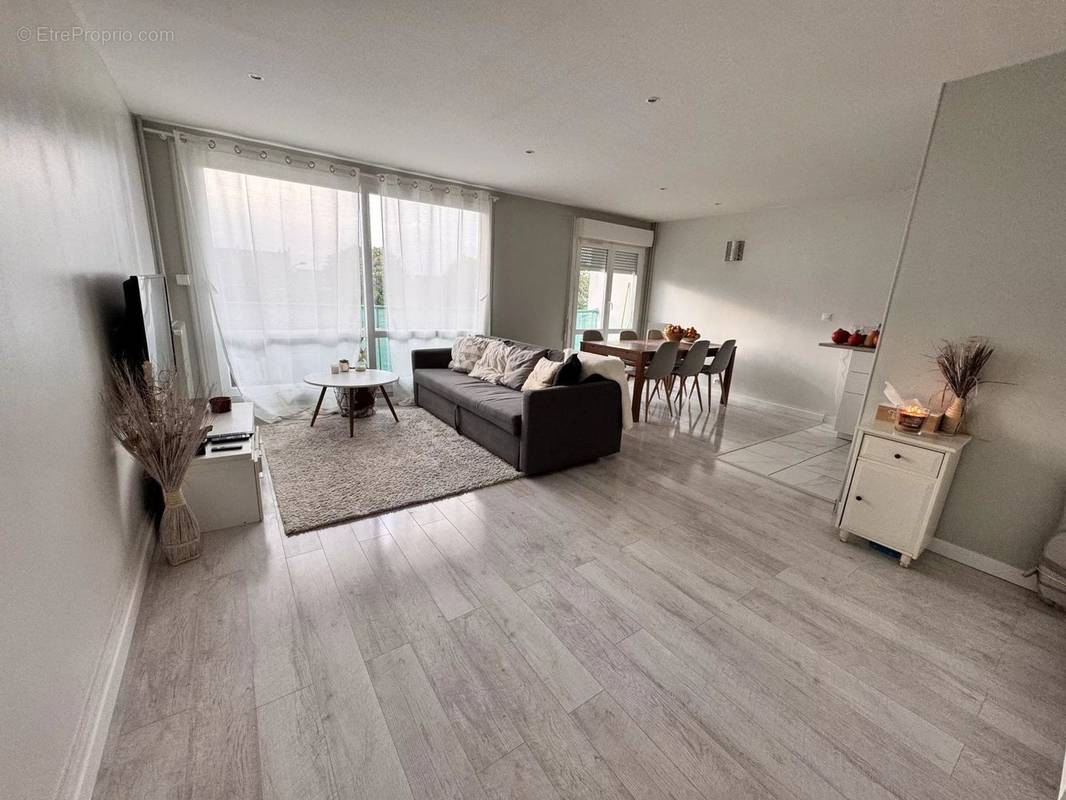 Appartement à DOURDAN