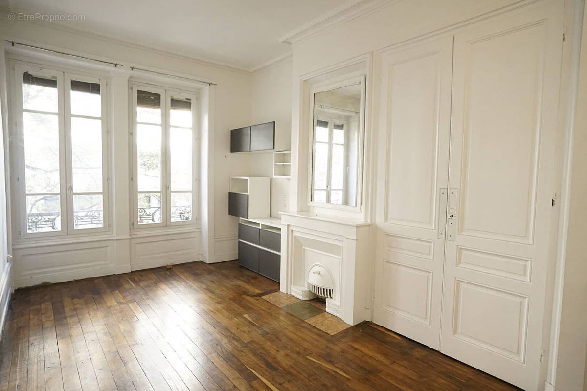 Appartement à LYON-7E