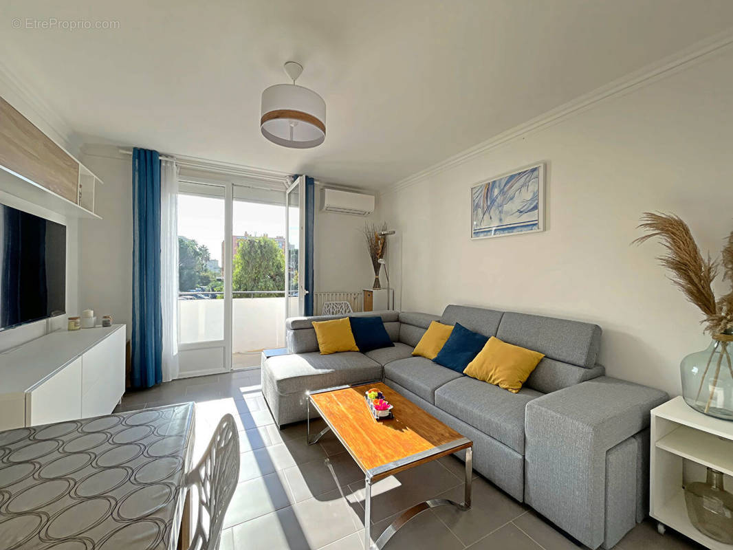 Appartement à SAINT-RAPHAEL