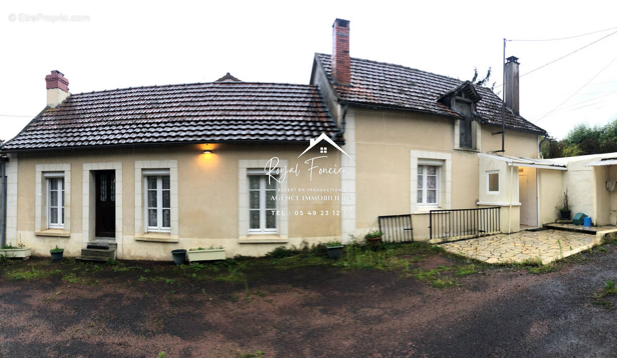 Façade  - Maison à CHATELLERAULT