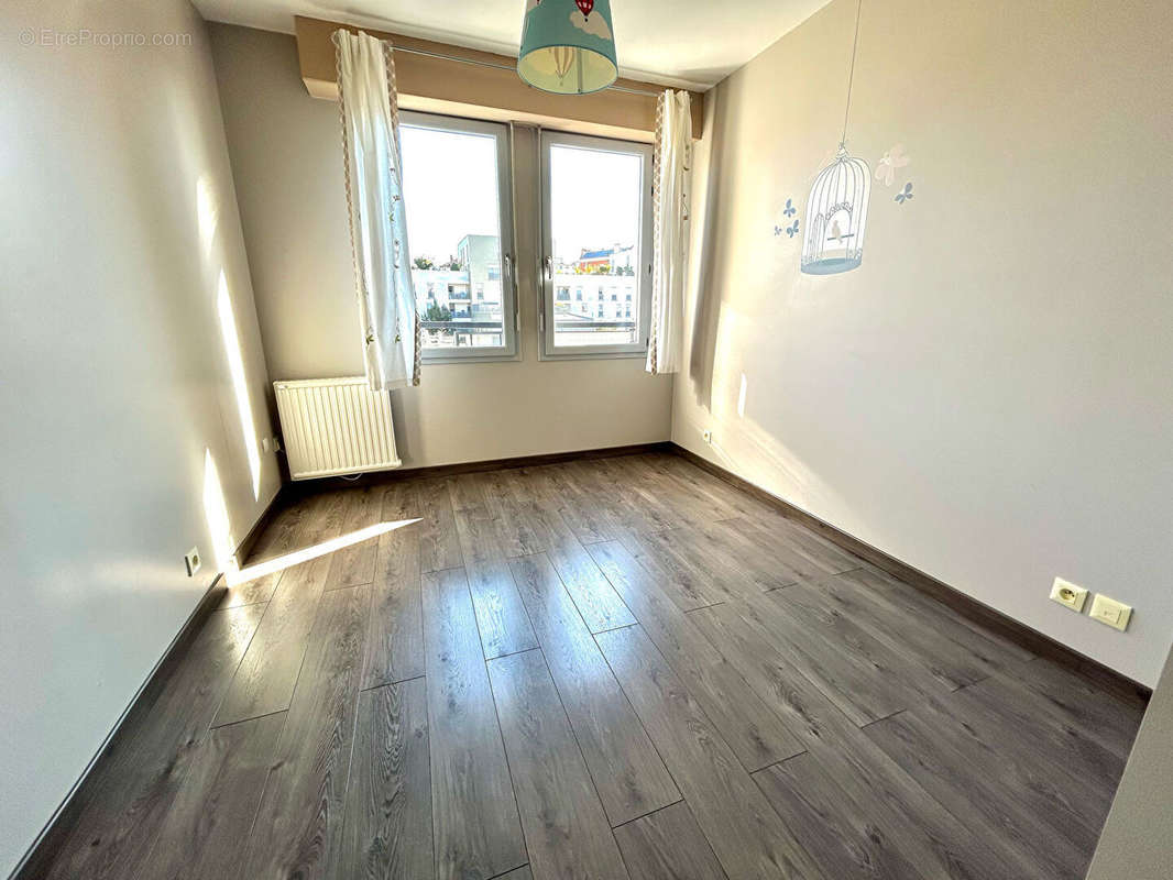 Appartement à NANTERRE