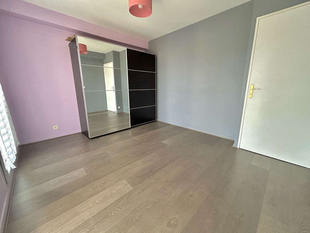 Appartement à NANTERRE