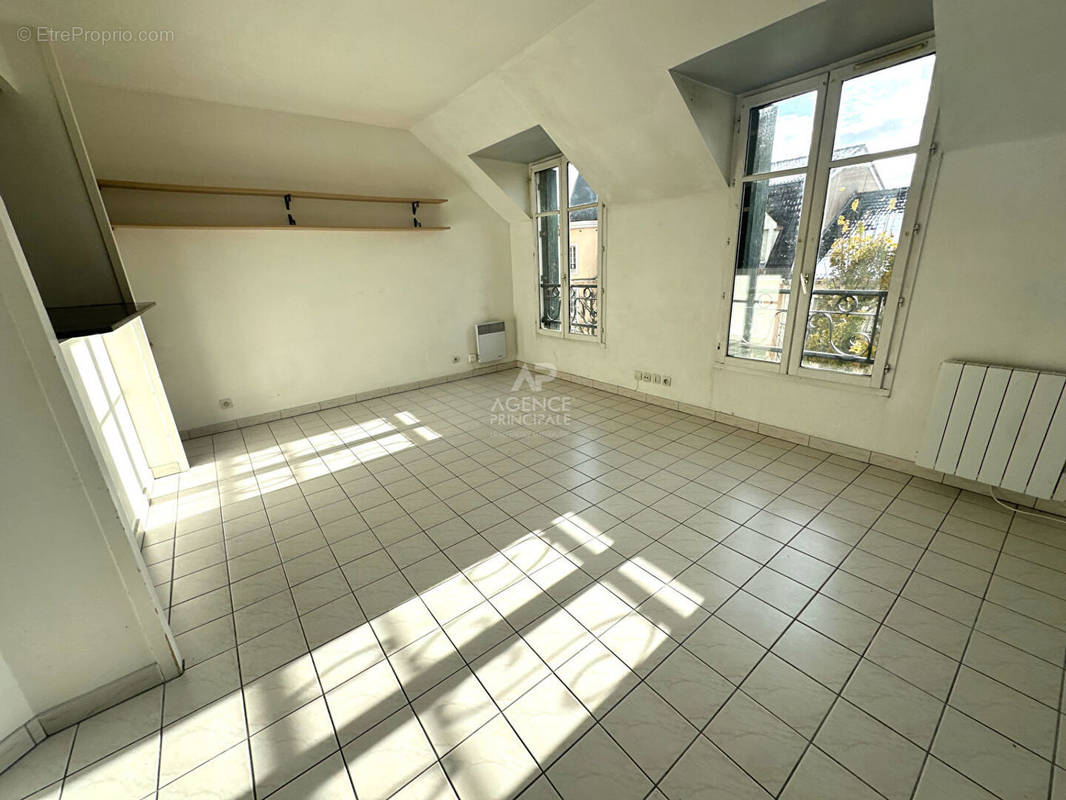 Appartement à CARRIERES-SOUS-POISSY