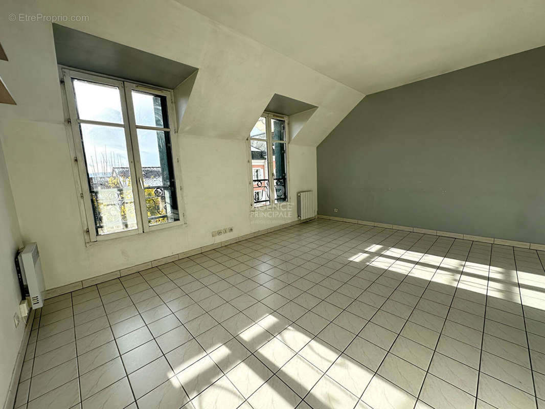 Appartement à CARRIERES-SOUS-POISSY