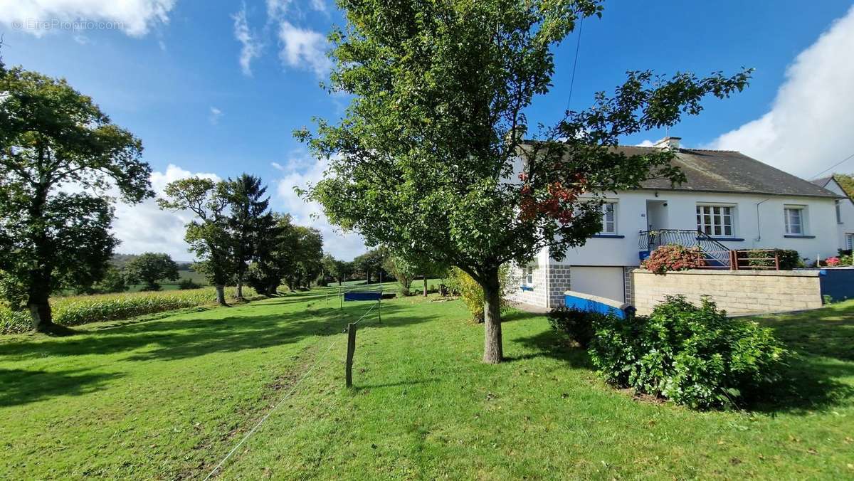 Maison à LE GOURAY