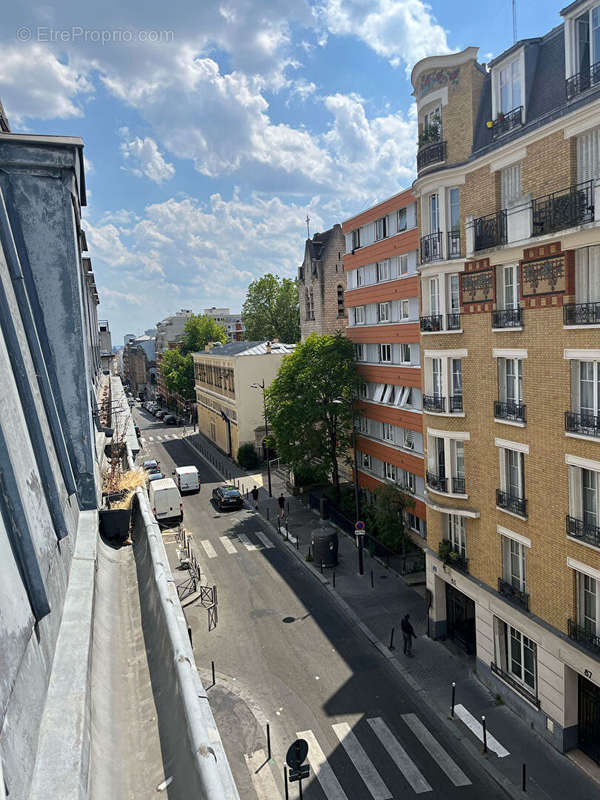 Appartement à PARIS-20E