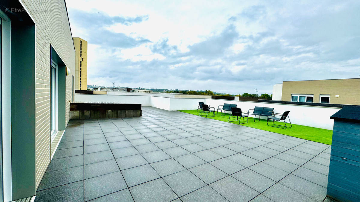 Appartement à VIGNEUX-SUR-SEINE