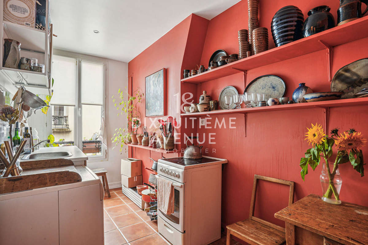 Appartement à PARIS-18E