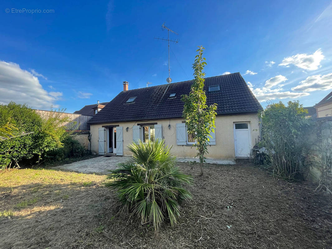 Maison à NOGENT-LE-ROI