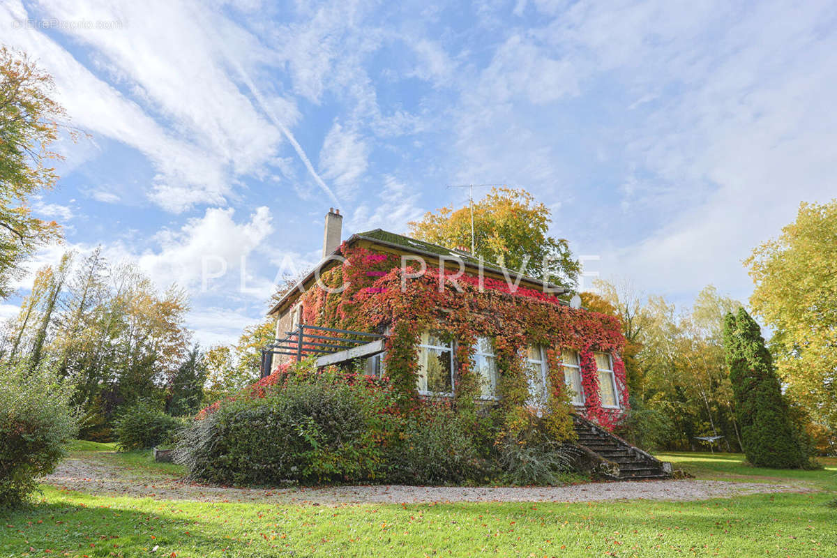 Maison à MATTAINCOURT