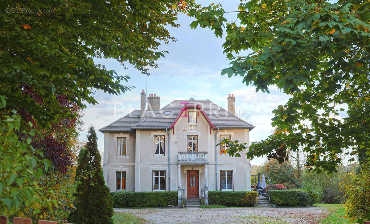 Maison à MATTAINCOURT