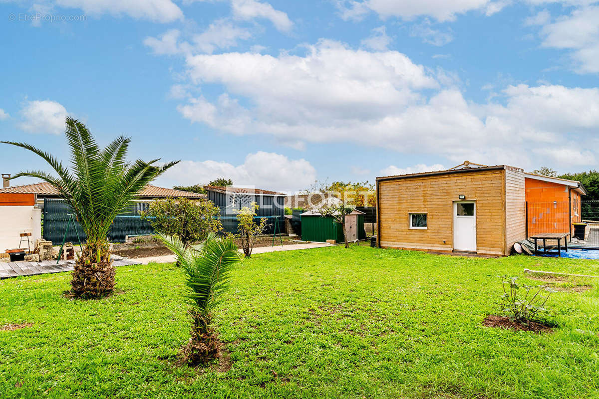 Maison à CUBZAC-LES-PONTS