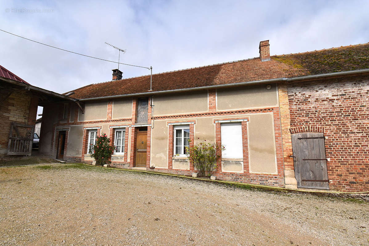 Maison à PINEY