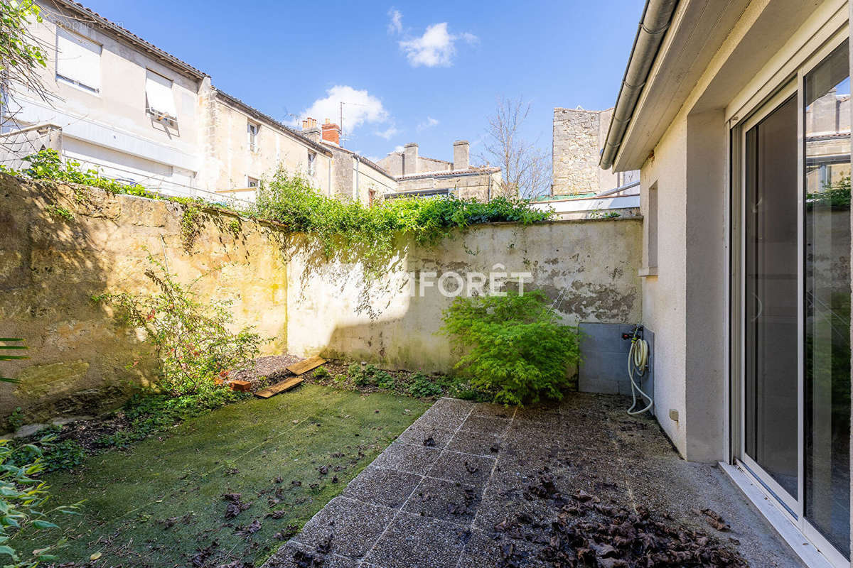 Appartement à BORDEAUX