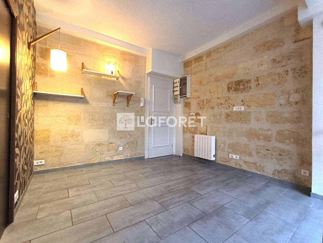 Appartement à BORDEAUX