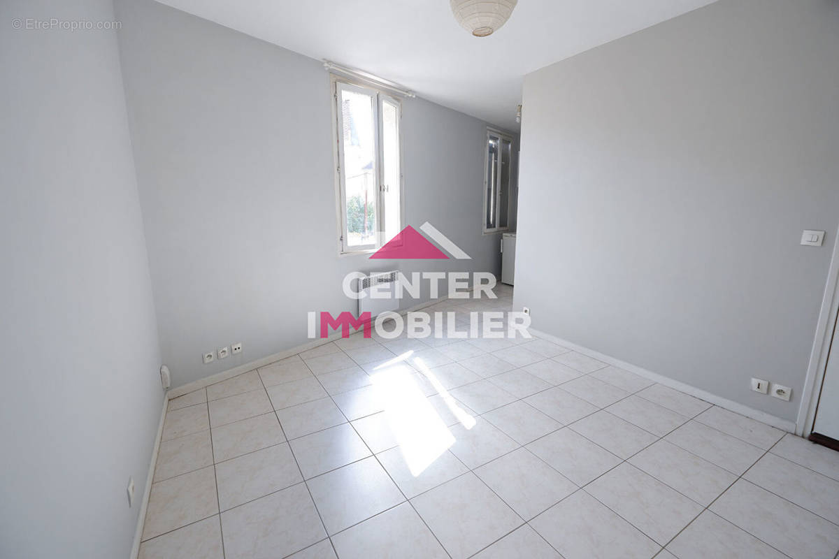 Appartement à MAISONS-LAFFITTE