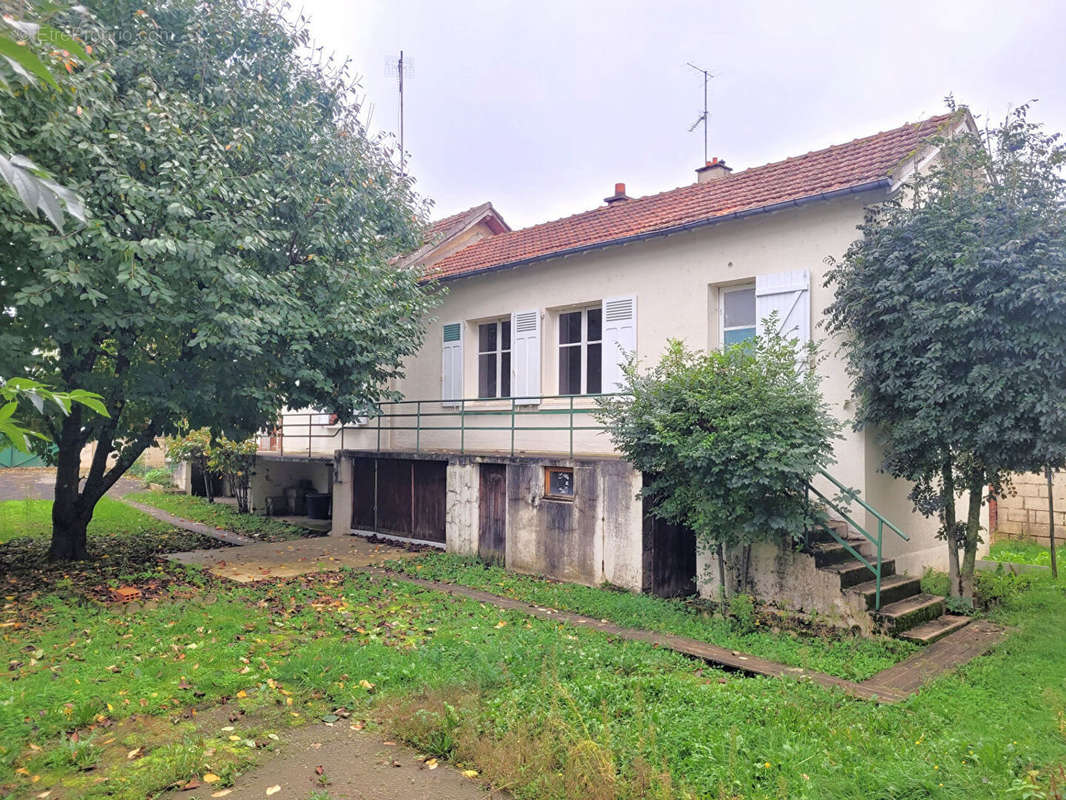 Maison à AUXERRE