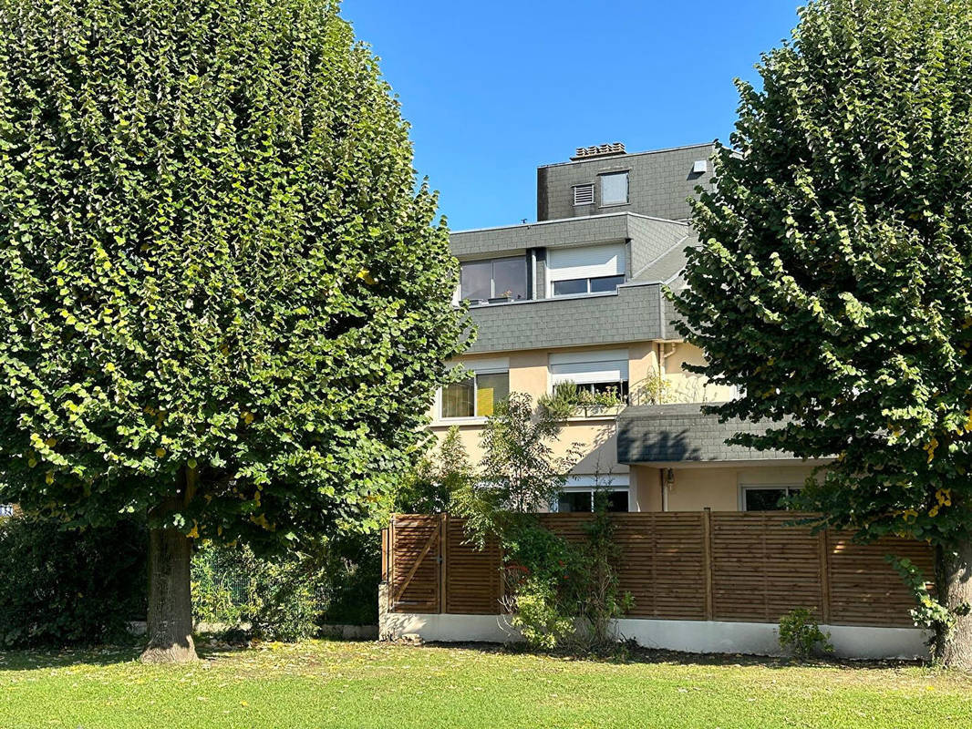 Appartement à RUEIL-MALMAISON