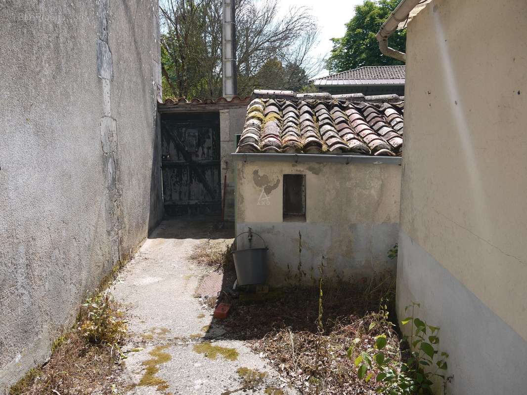 Maison à BONNEUIL