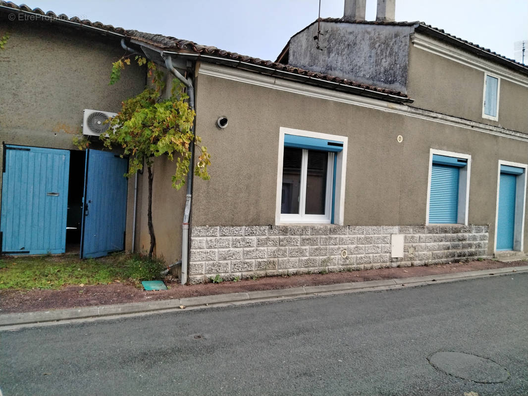 Maison à LE PIZOU