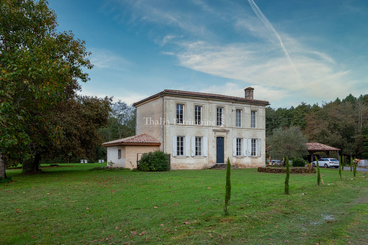 Maison à SAINT-SYMPHORIEN