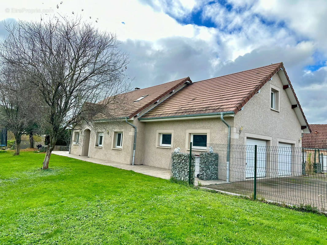 Maison à FRANCHEVELLE