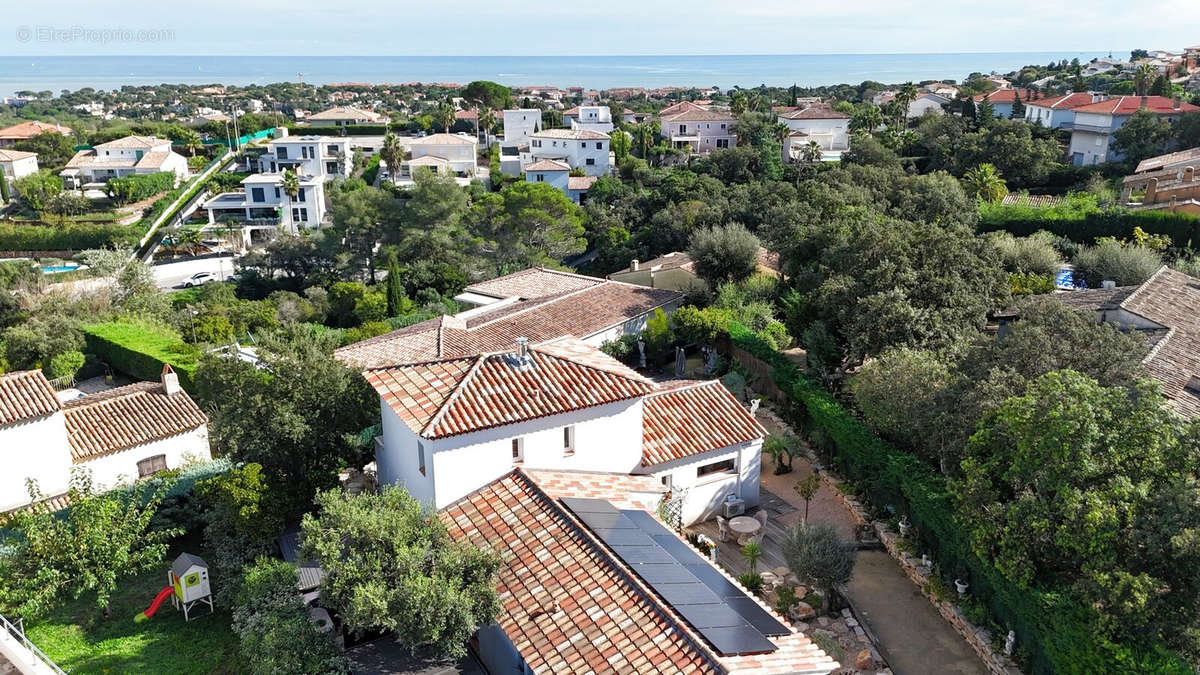 Maison à FREJUS