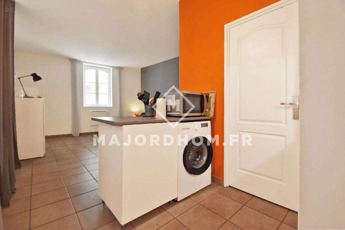 Appartement à MARSEILLE-2E