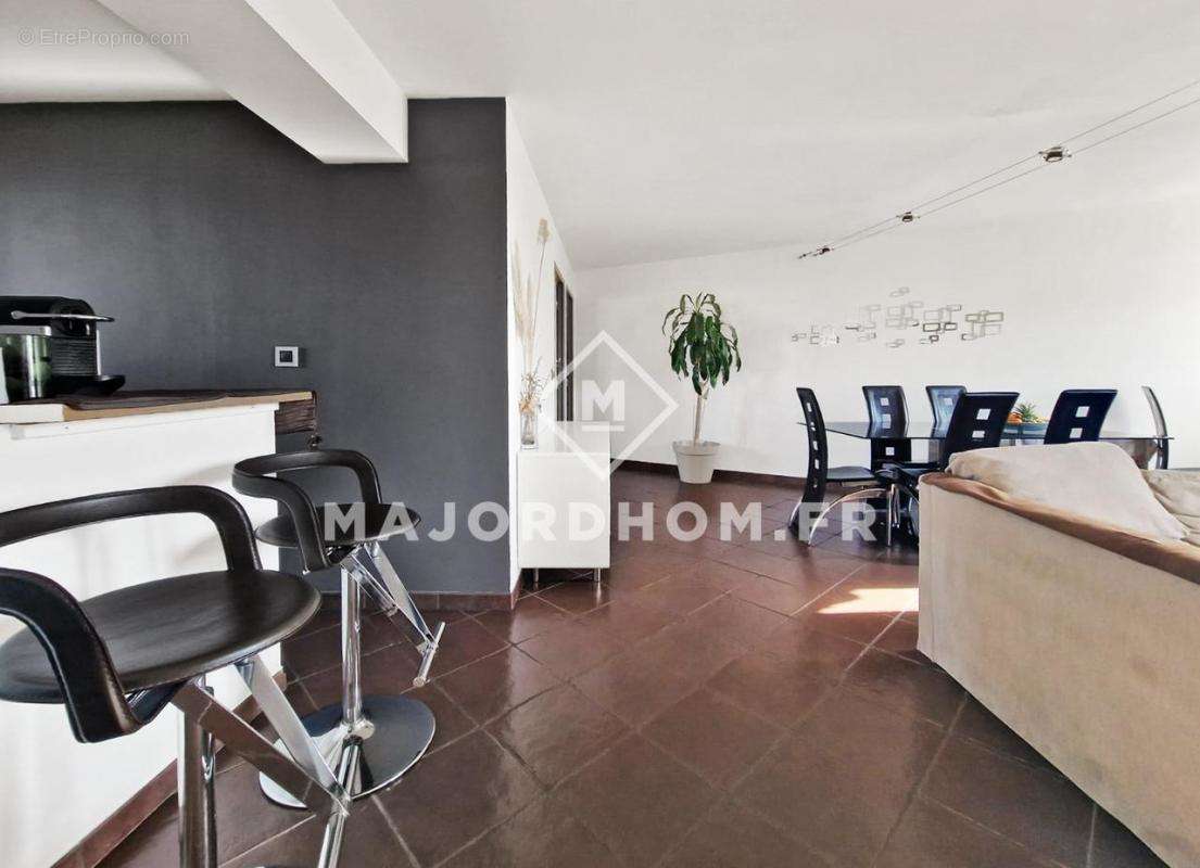 Appartement à MARSEILLE-8E