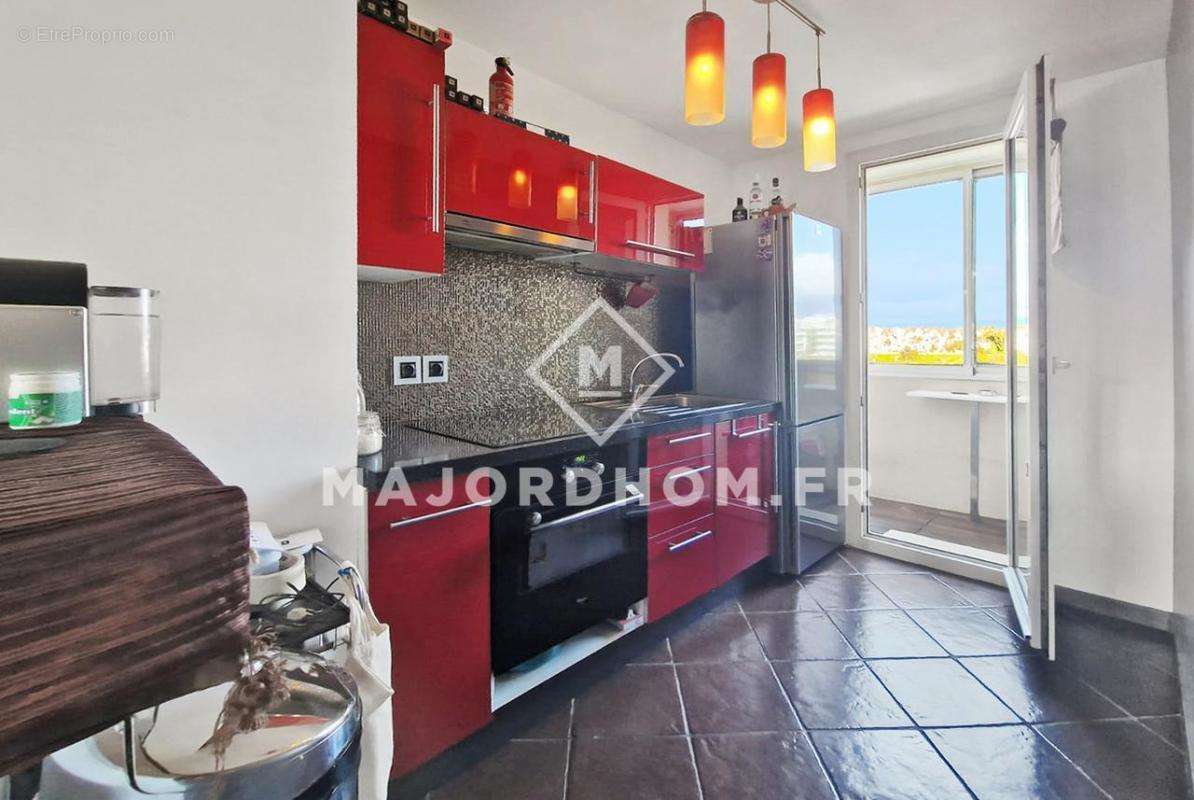 Appartement à MARSEILLE-8E