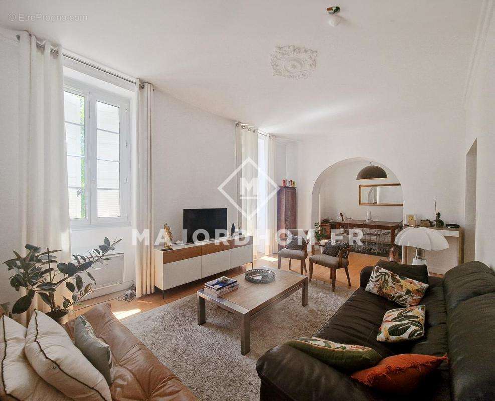 Appartement à MARSEILLE-11E