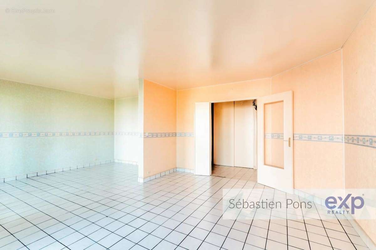 Appartement à VIRY-CHATILLON