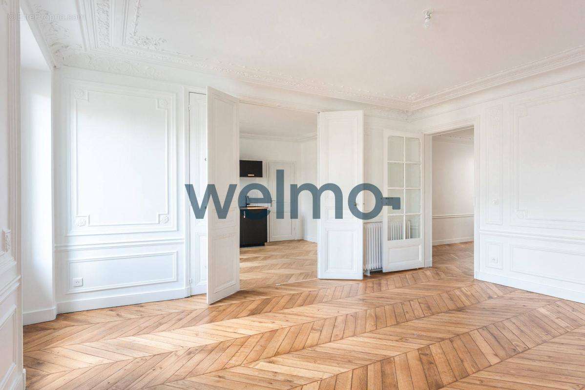 Appartement à PARIS-10E