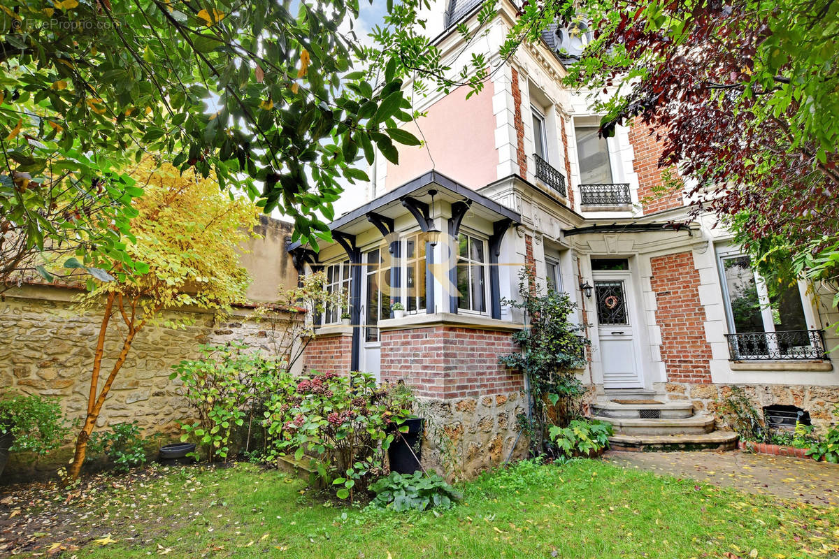 Maison à VINCENNES