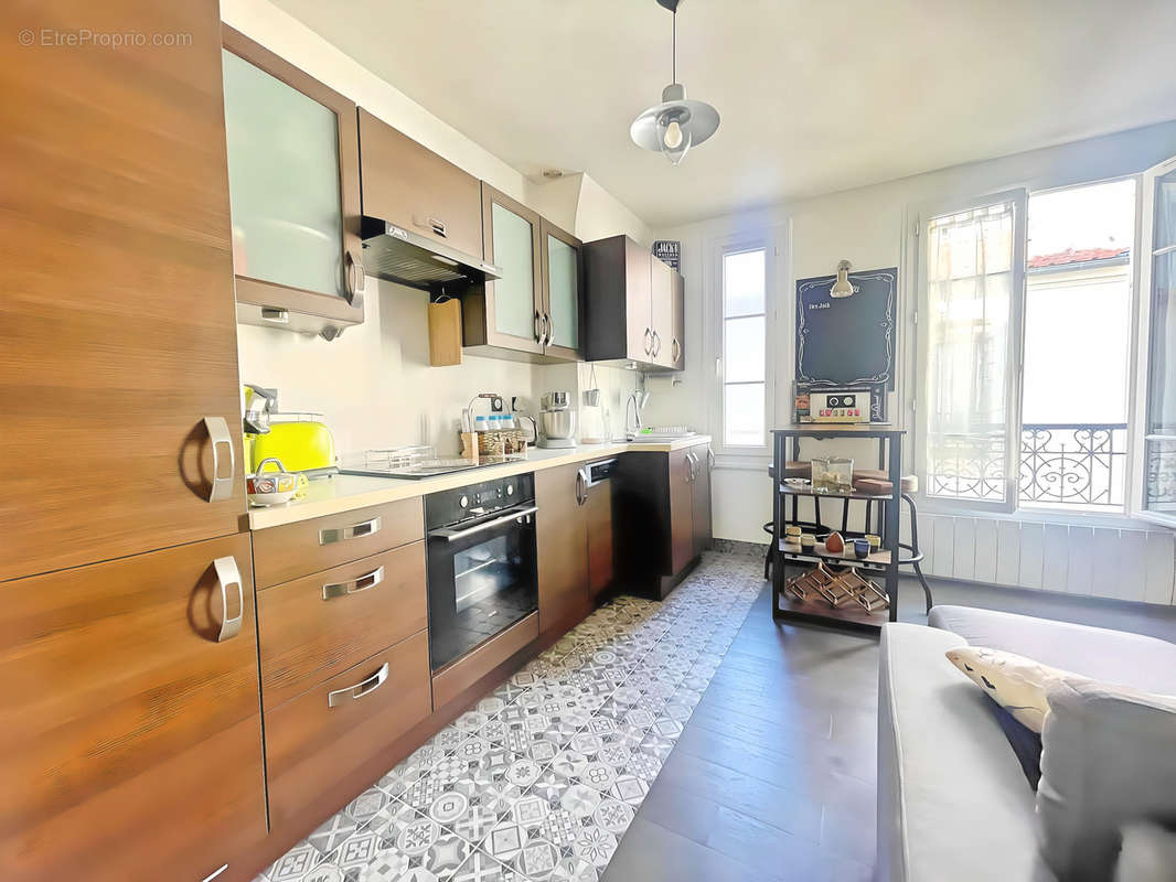 Appartement à PARIS-11E