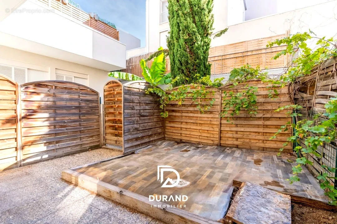 Appartement à MARSEILLE-2E