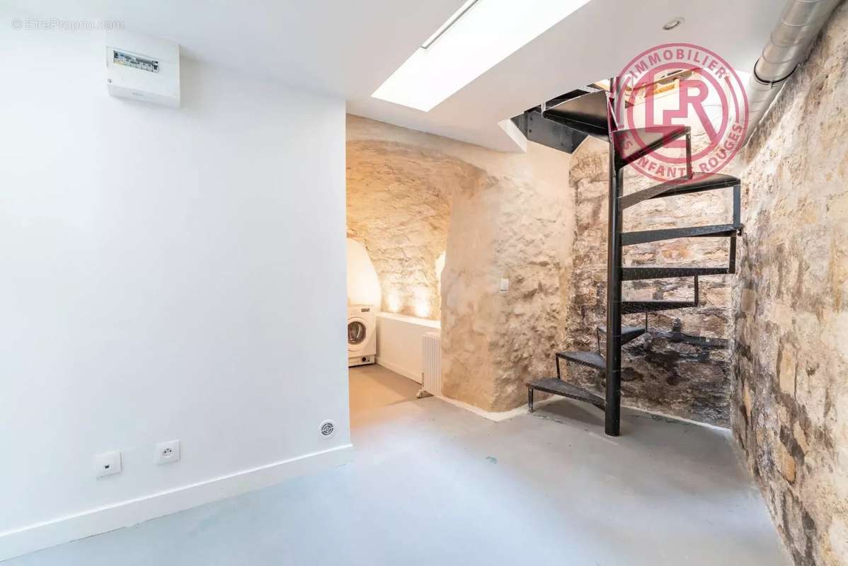 Appartement à PARIS-11E