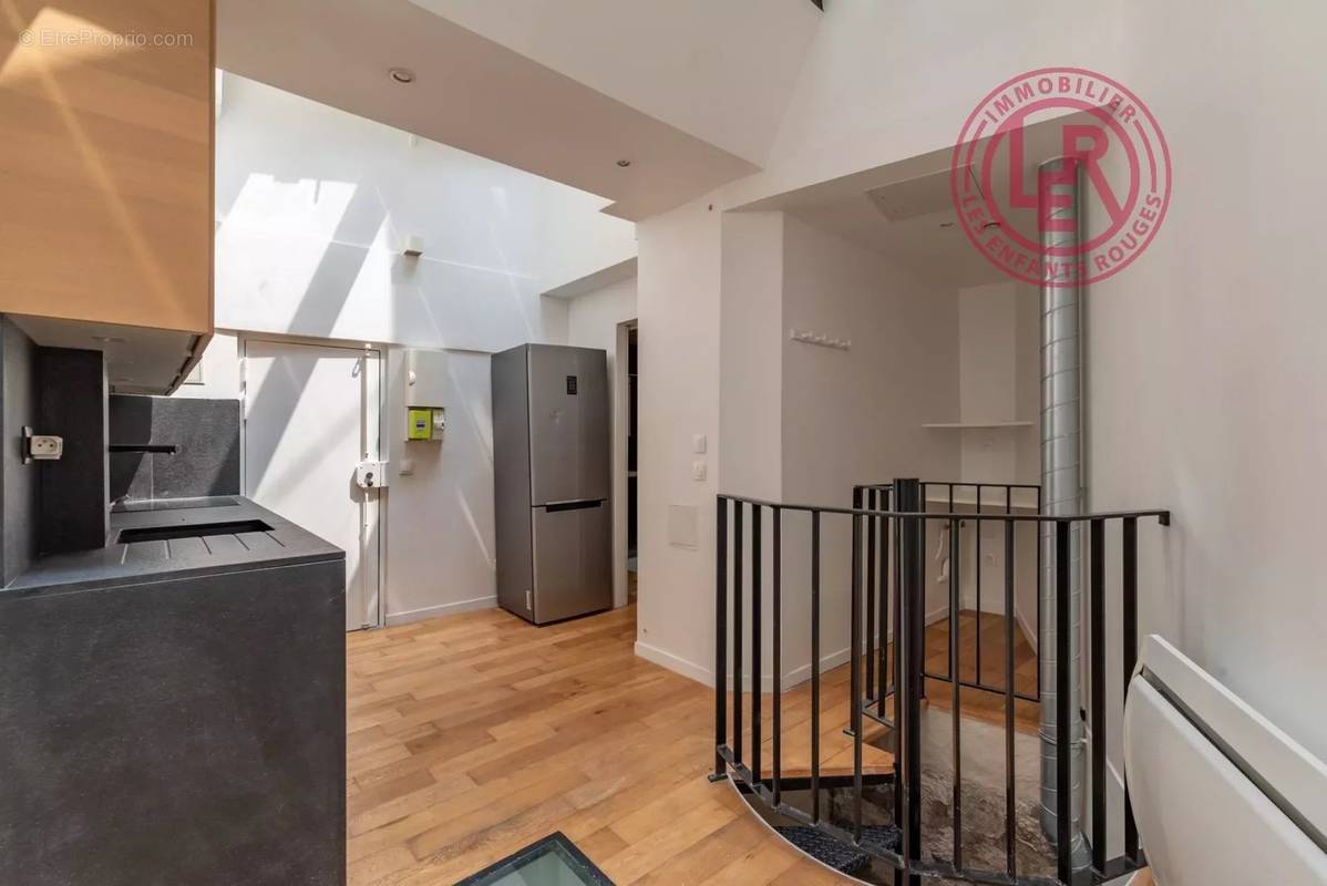 Appartement à PARIS-11E