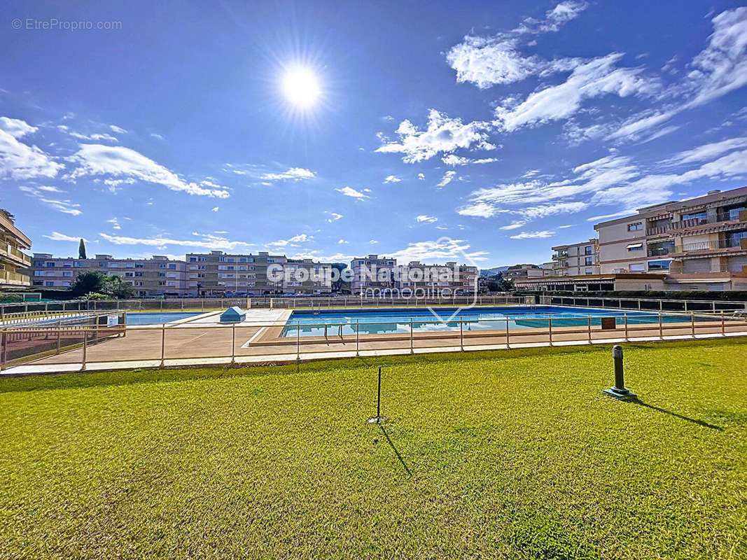 Appartement à MANDELIEU-LA-NAPOULE