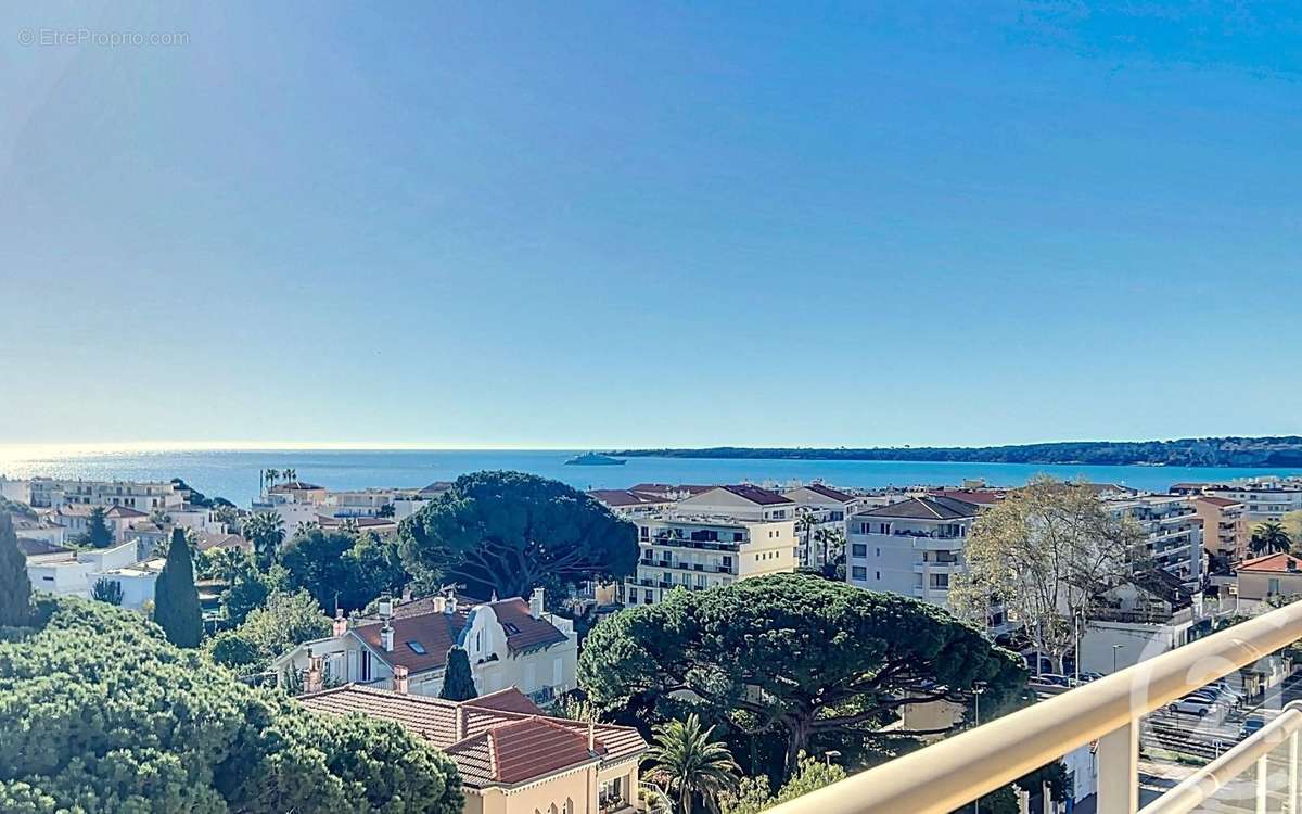 Appartement à CANNES