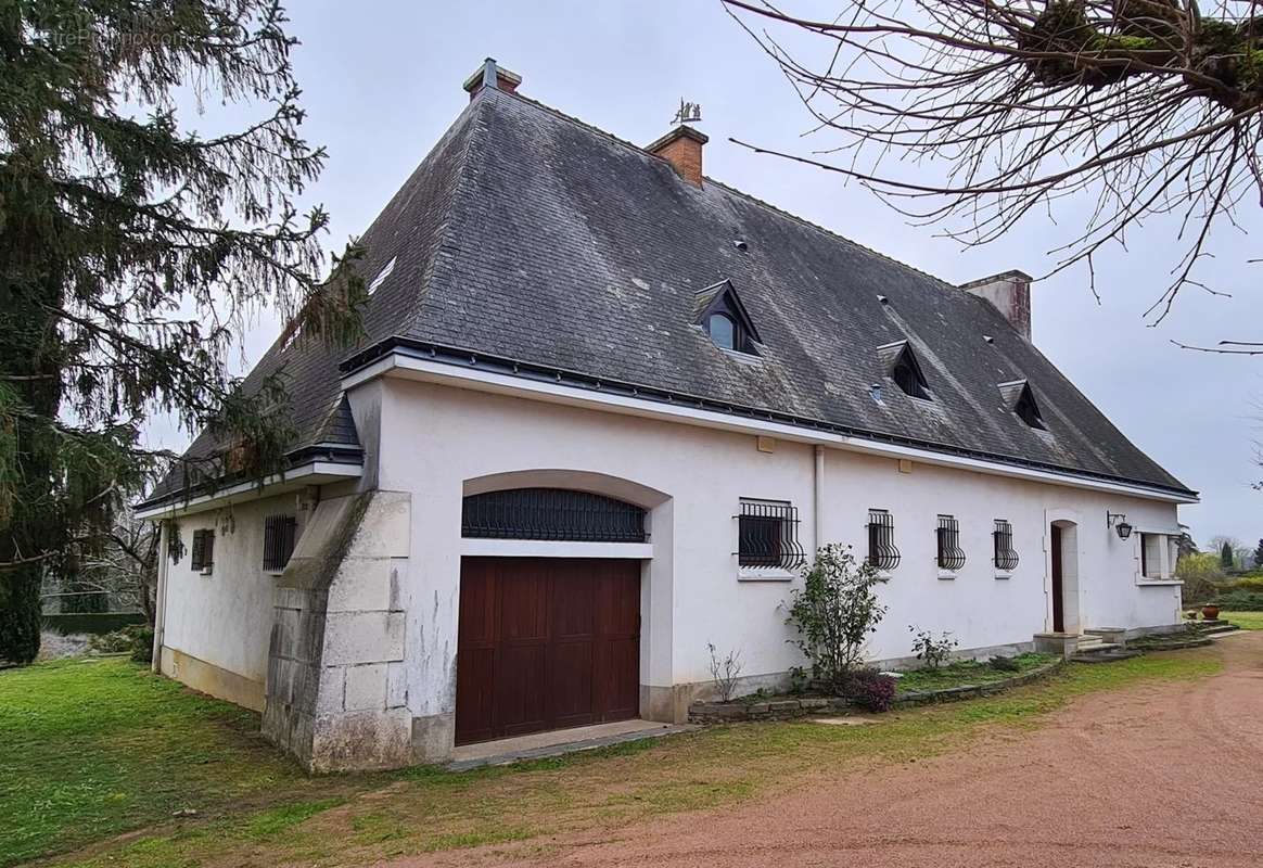 Maison à CHINON