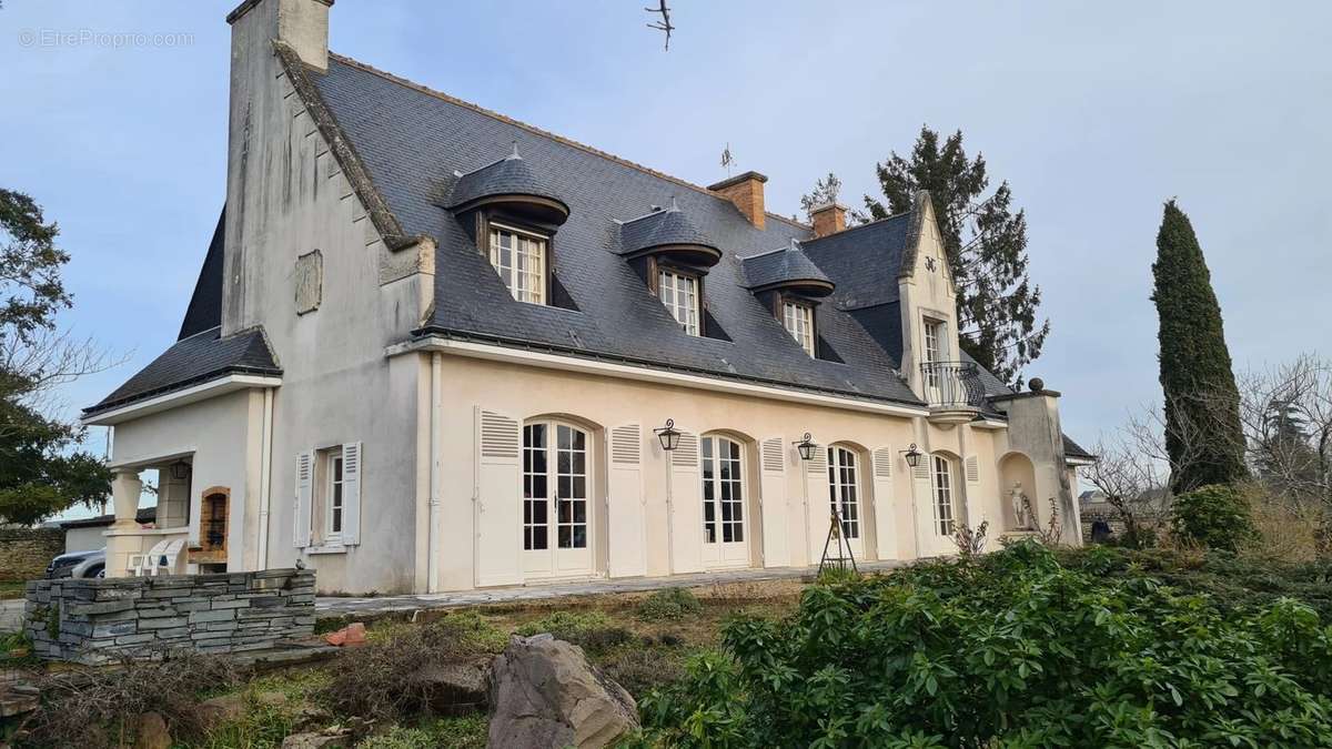 Maison à CHINON