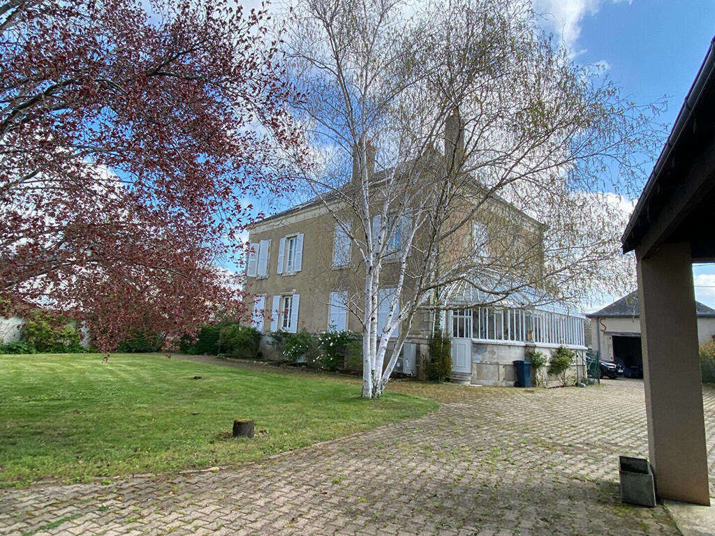 Maison à ARGENTON-SUR-CREUSE