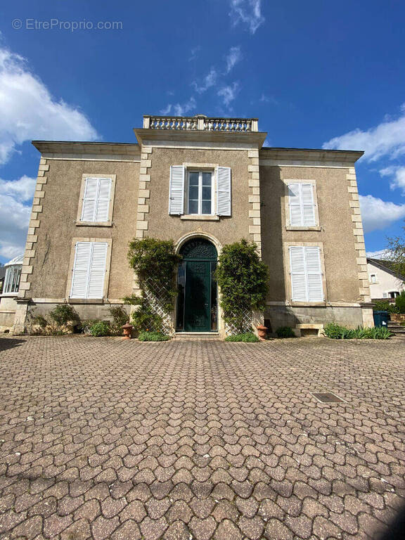 Maison à ARGENTON-SUR-CREUSE