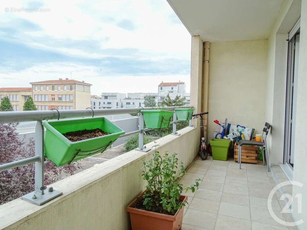 Appartement à LYON-3E